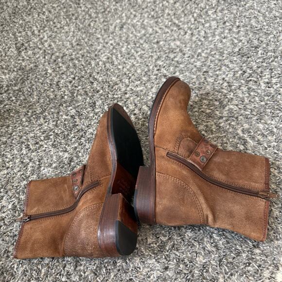 Vintage Foundry Co Miriam Boots Mid Top Studded Buckle Suede Brown 7.5 New READ - Picture 7 of 9
